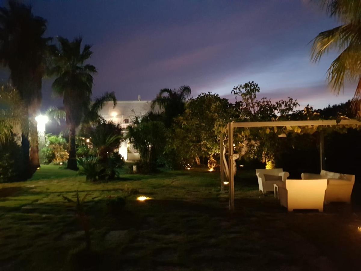 Masseria Boezio Ostuni Bed & Breakfast Торе Санта Сабина Екстериор снимка