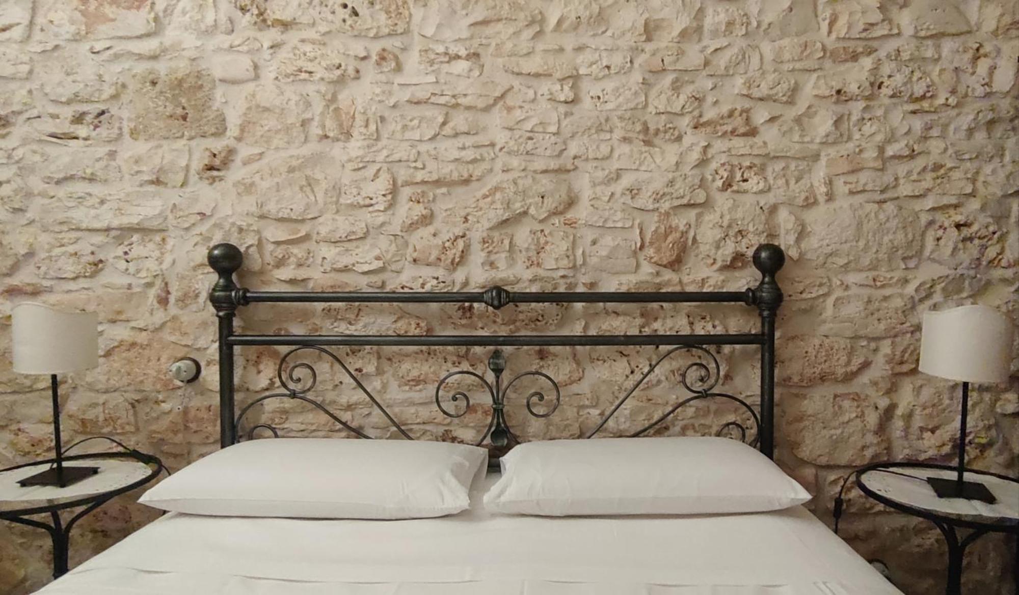 Masseria Boezio Ostuni Bed & Breakfast Торе Санта Сабина Екстериор снимка