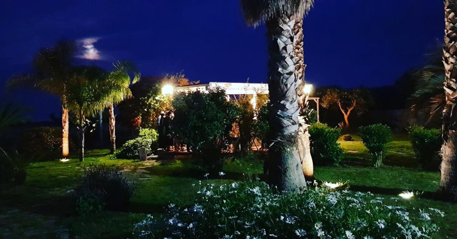 Masseria Boezio Ostuni Bed & Breakfast Торе Санта Сабина Екстериор снимка