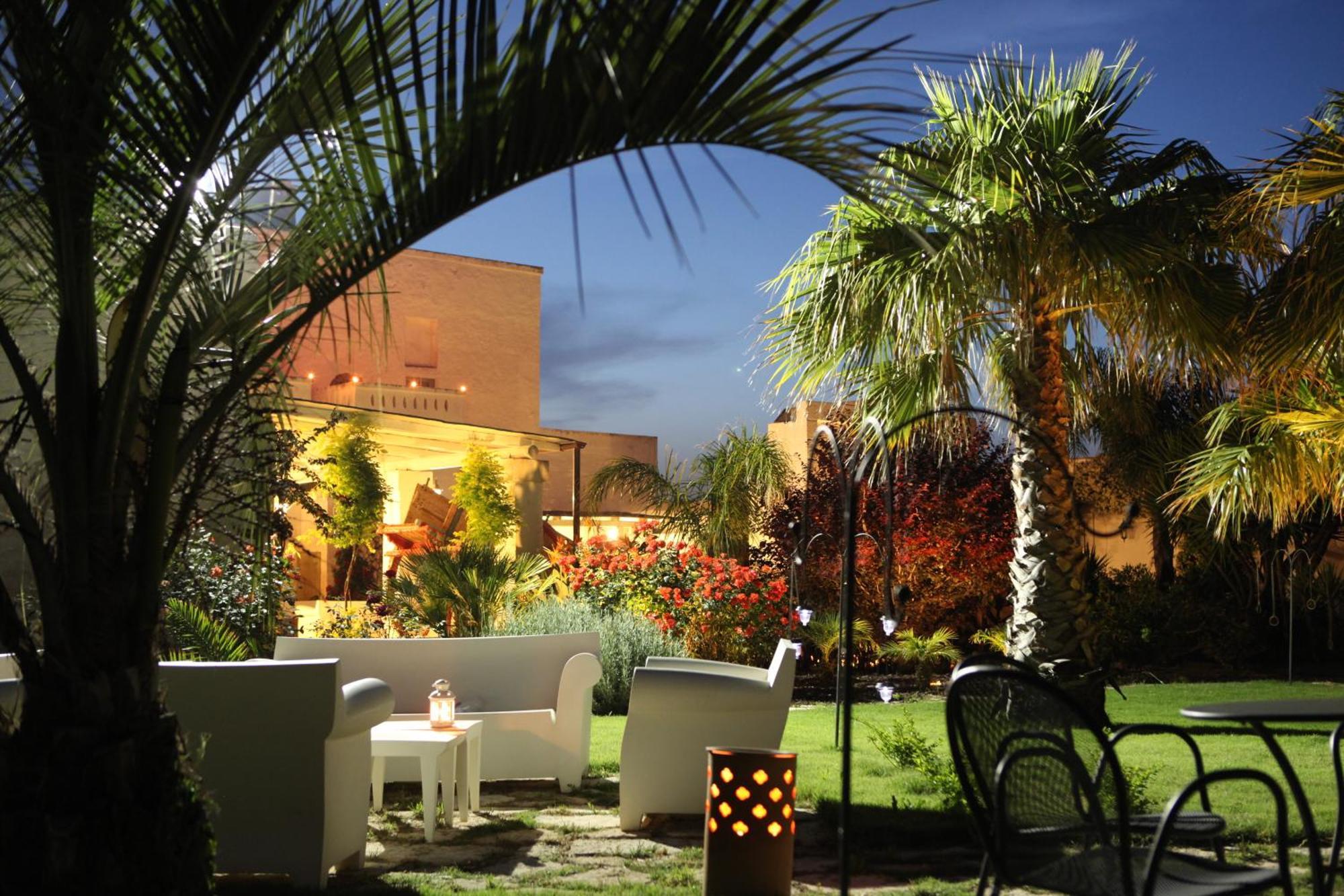 Masseria Boezio Ostuni Bed & Breakfast Торе Санта Сабина Екстериор снимка