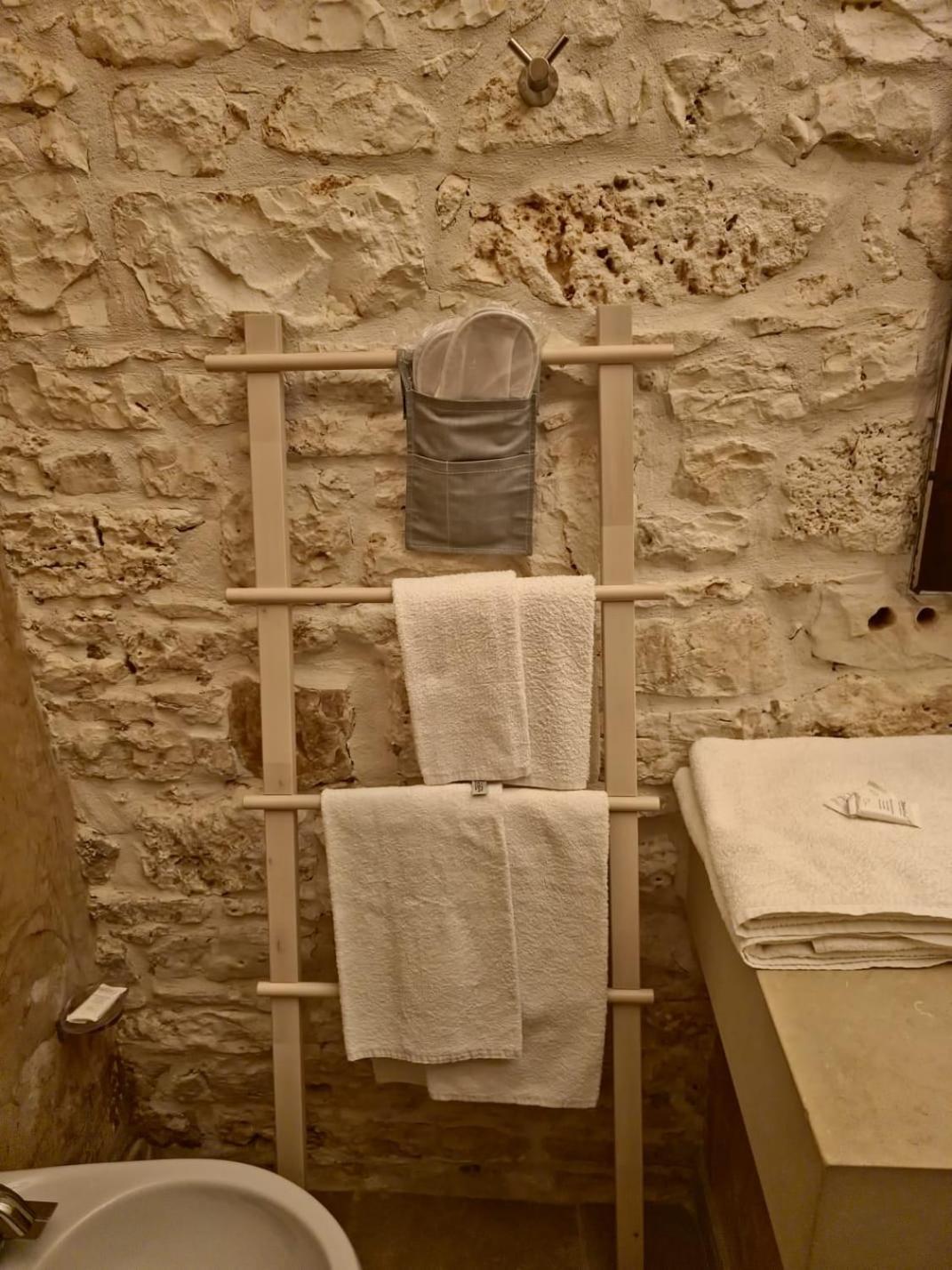 Masseria Boezio Ostuni Bed & Breakfast Торе Санта Сабина Екстериор снимка