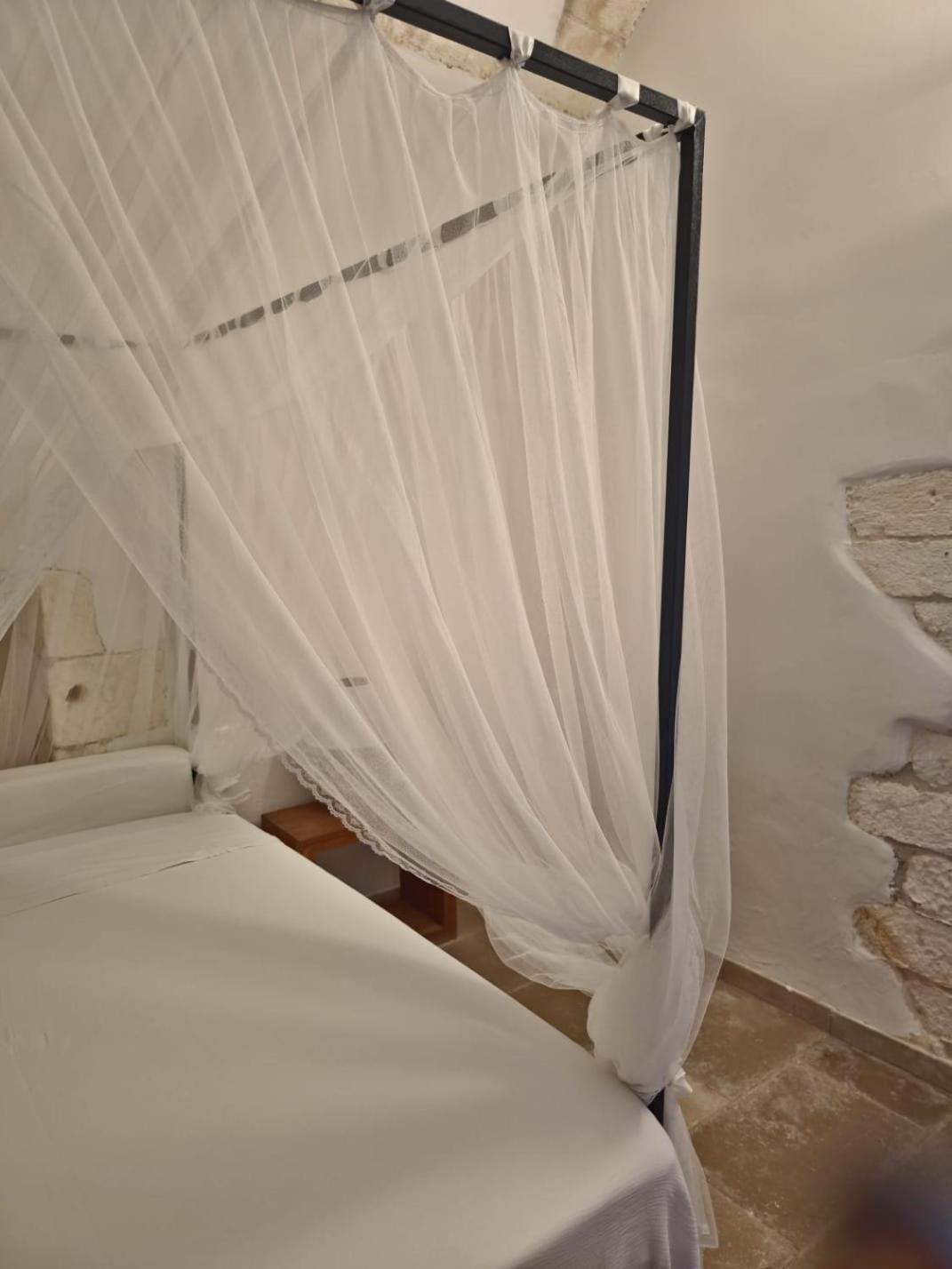 Masseria Boezio Ostuni Bed & Breakfast Торе Санта Сабина Екстериор снимка