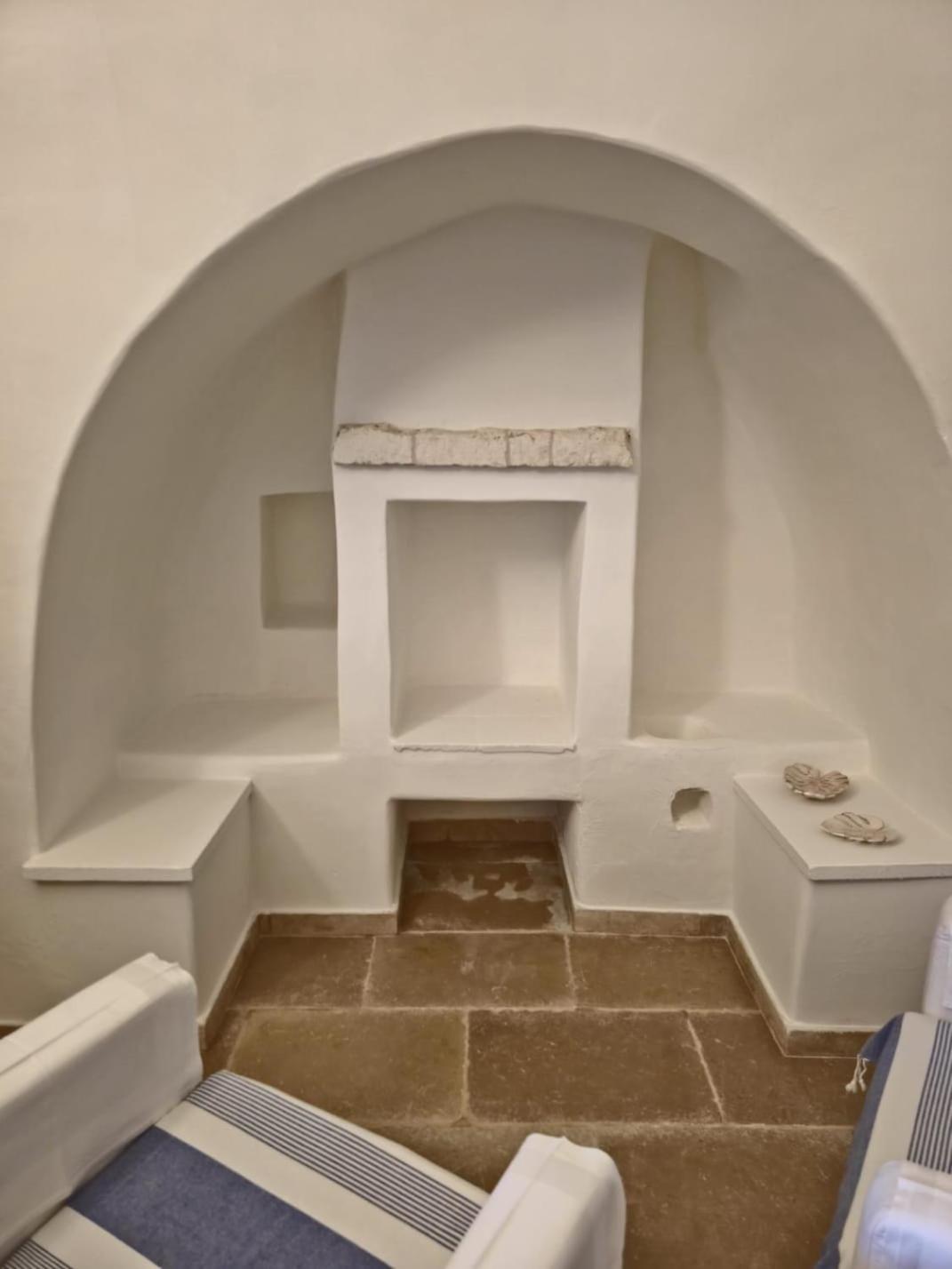 Masseria Boezio Ostuni Bed & Breakfast Торе Санта Сабина Екстериор снимка
